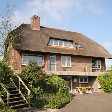 B&B Pension "Op'E Koai" Jirnsum Exterior foto